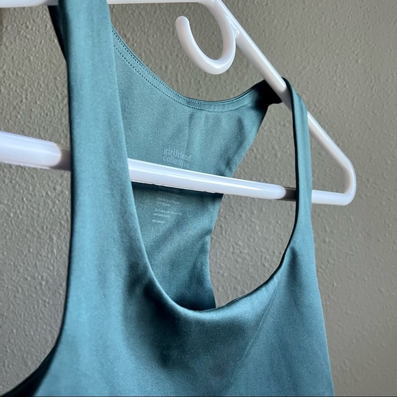 Girlfriend Collective Paloma Racerback Sports Bra in Moss - Picture 9 of 15